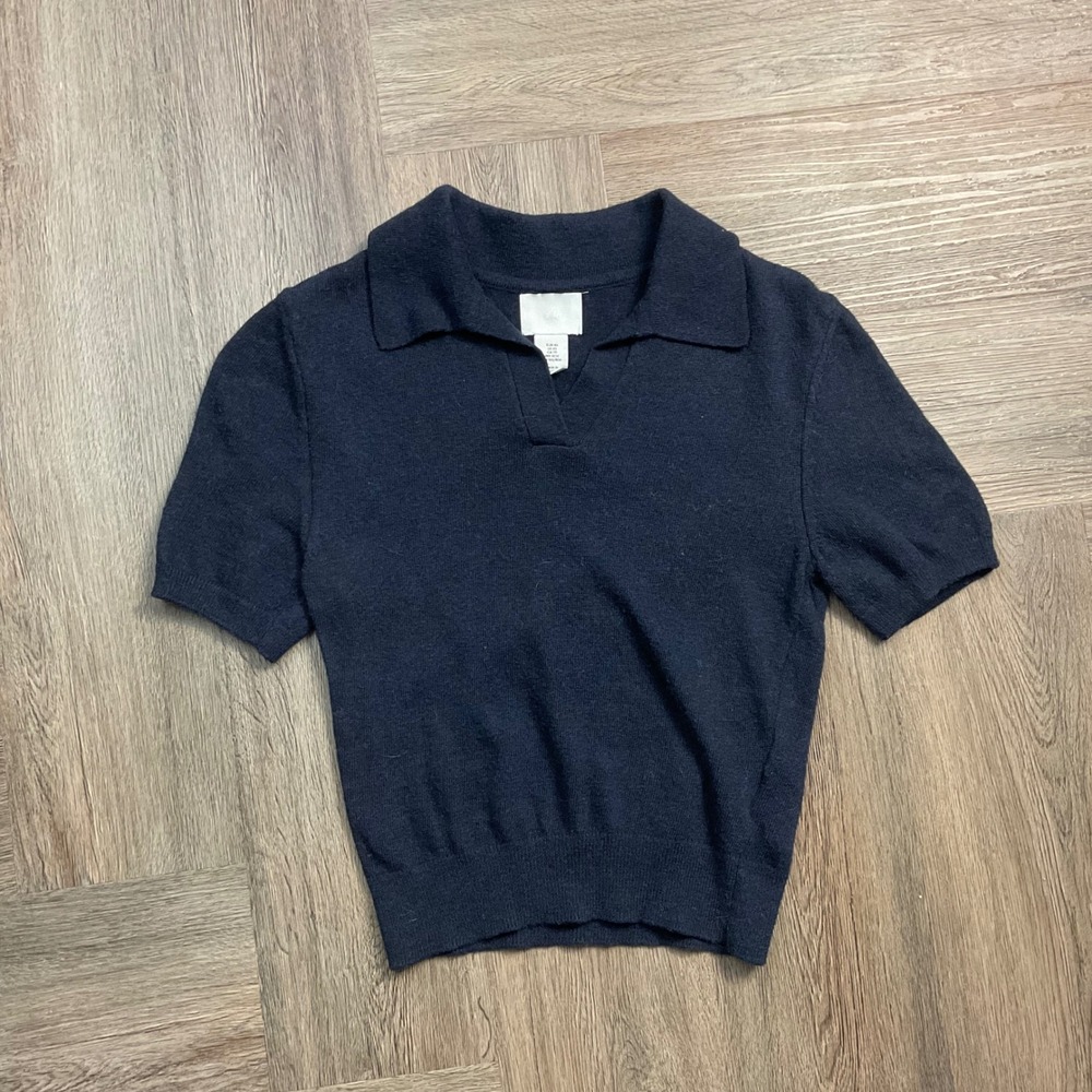H&M Polo Sweater Top Womens XS Navy Blue  Knit V-Neck Short Sleeve Preppy Classy